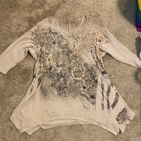 Tops - Women’s Floral Print Light Beige Tunic Top